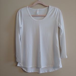 LulaRoe Lynnae Long Sleeve Tee